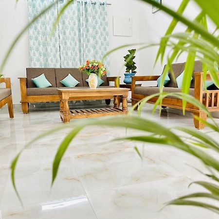 Tirupati Homestay - Shilparamam - Luxury Ac Apartments By Stayflexi - Fast Wifi, Kitchen, Android Tv - Walk To Ps4 Pure Veg Restaurant - Easy Access To Airport, Railway Station And To All Temples Dış mekan fotoğraf